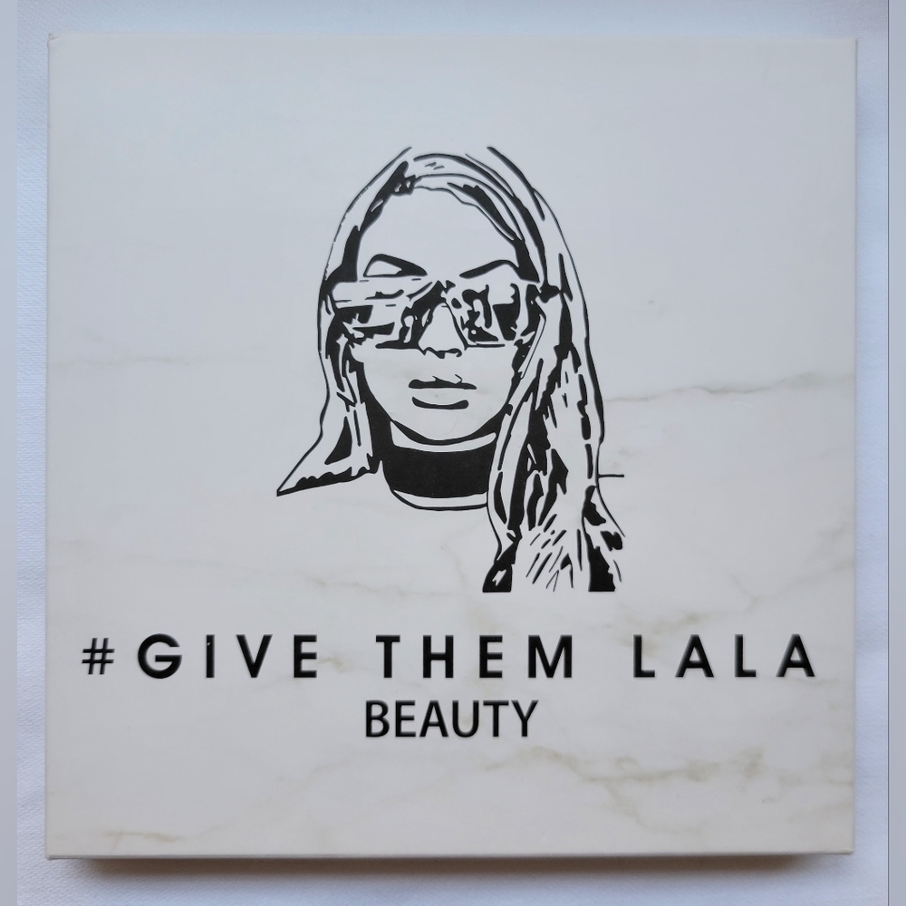 Give Them LALA Beauty The Grown Woman Palette